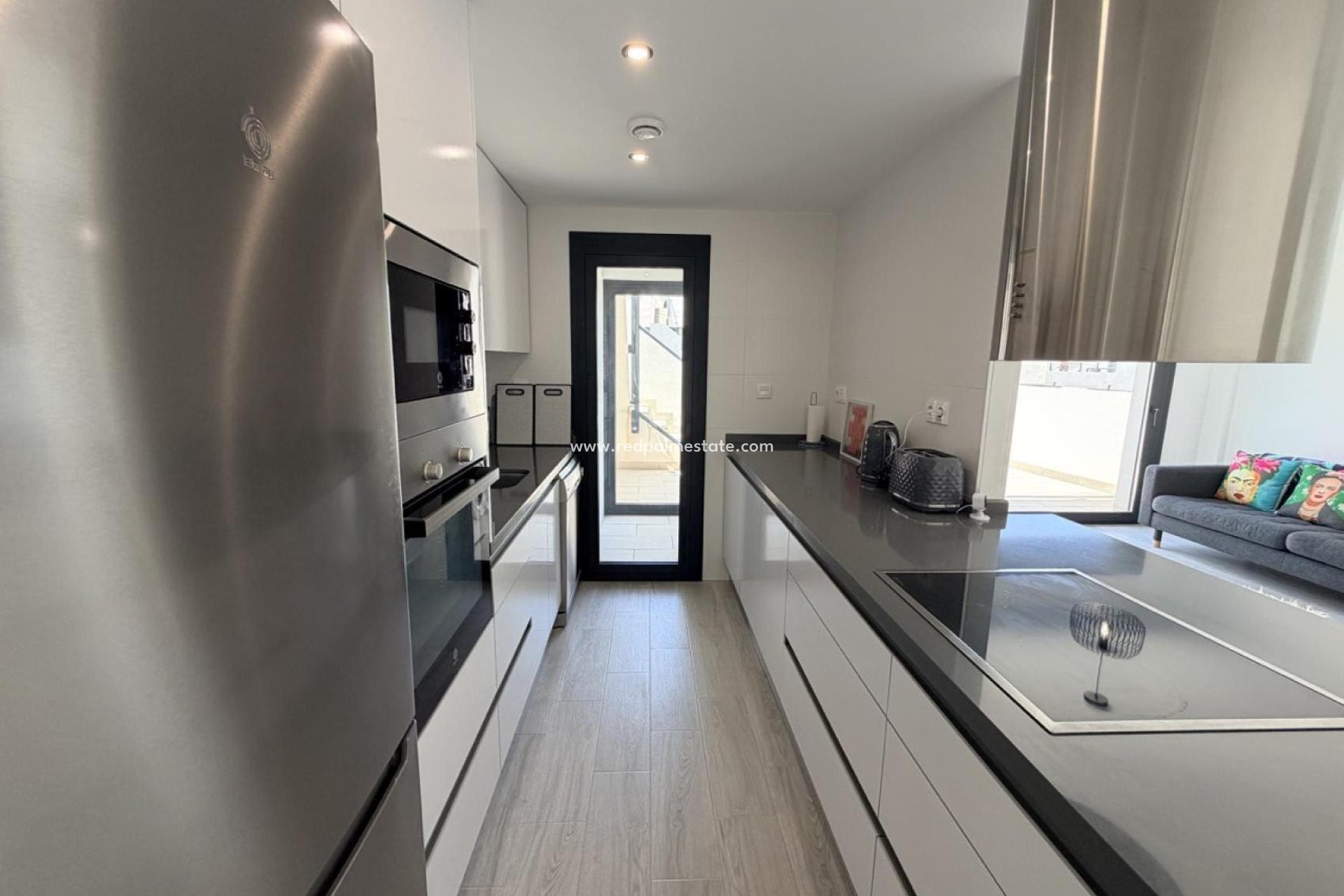 Revente - Appartement -
Orihuela Costa - Inland
