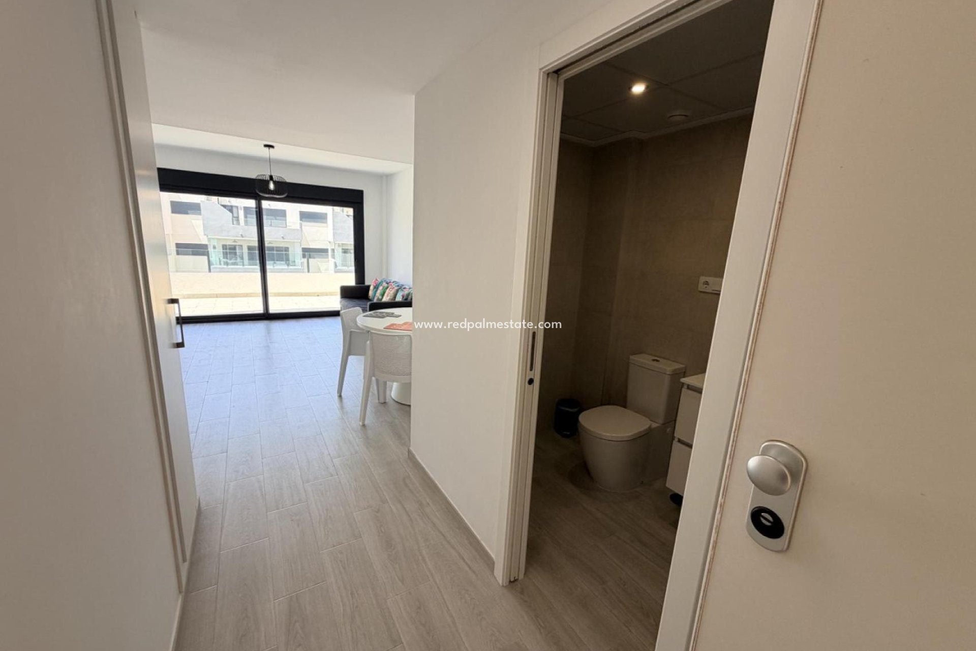 Revente - Appartement -
Orihuela Costa - Inland