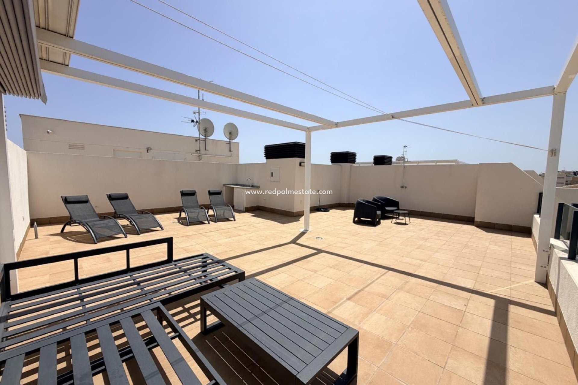 Revente - Appartement -
Orihuela Costa - Inland