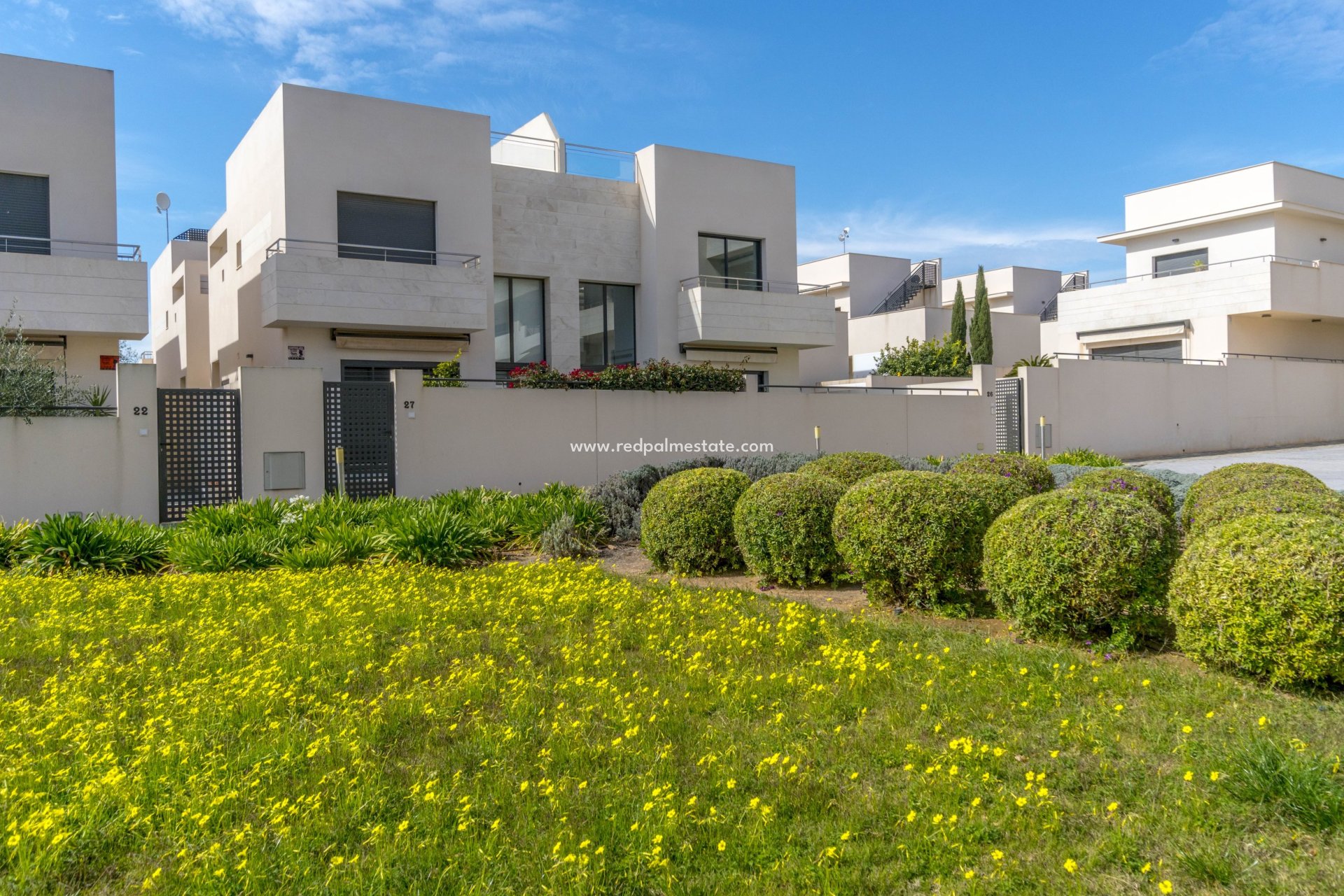 Revente - Appartement -
Orihuela Costa - Inland