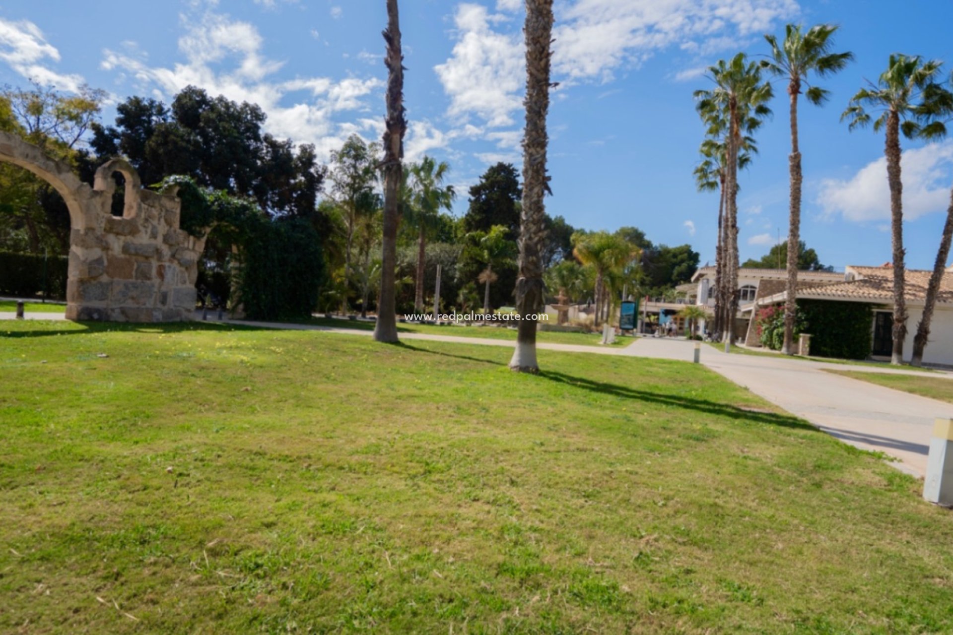 Revente - Appartement -
Orihuela Costa - Inland