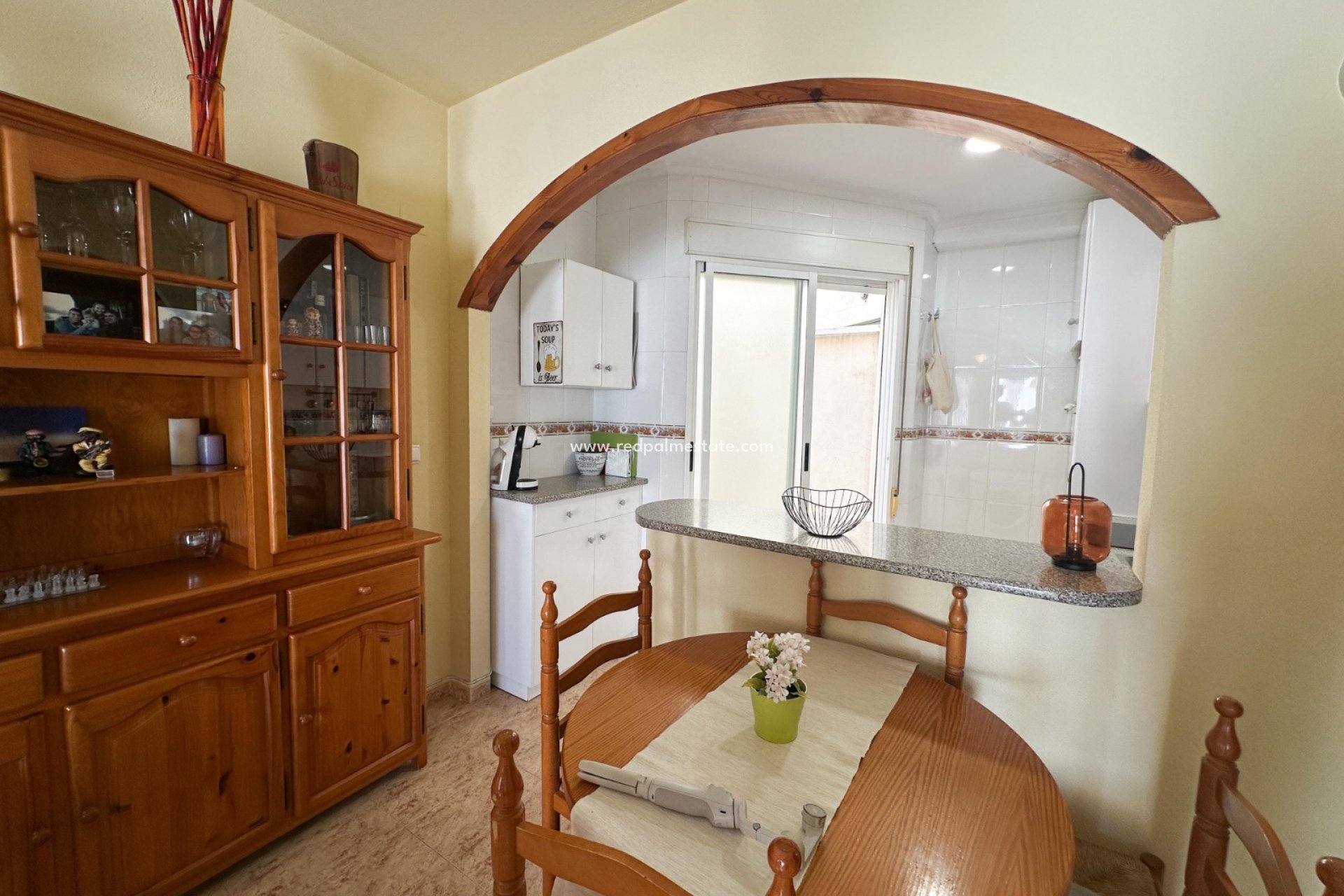 Revente - Appartement -
Orihuela Costa - Inland