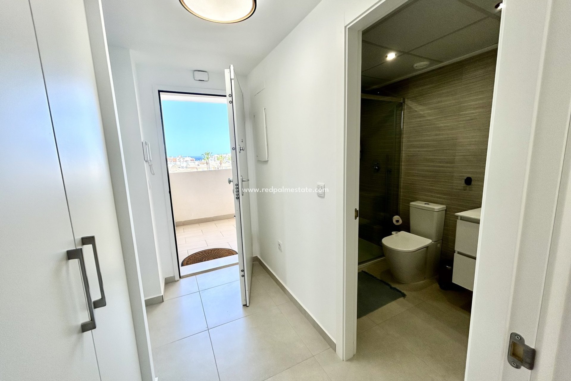 Revente - Appartement -
Orihuela Costa - Inland