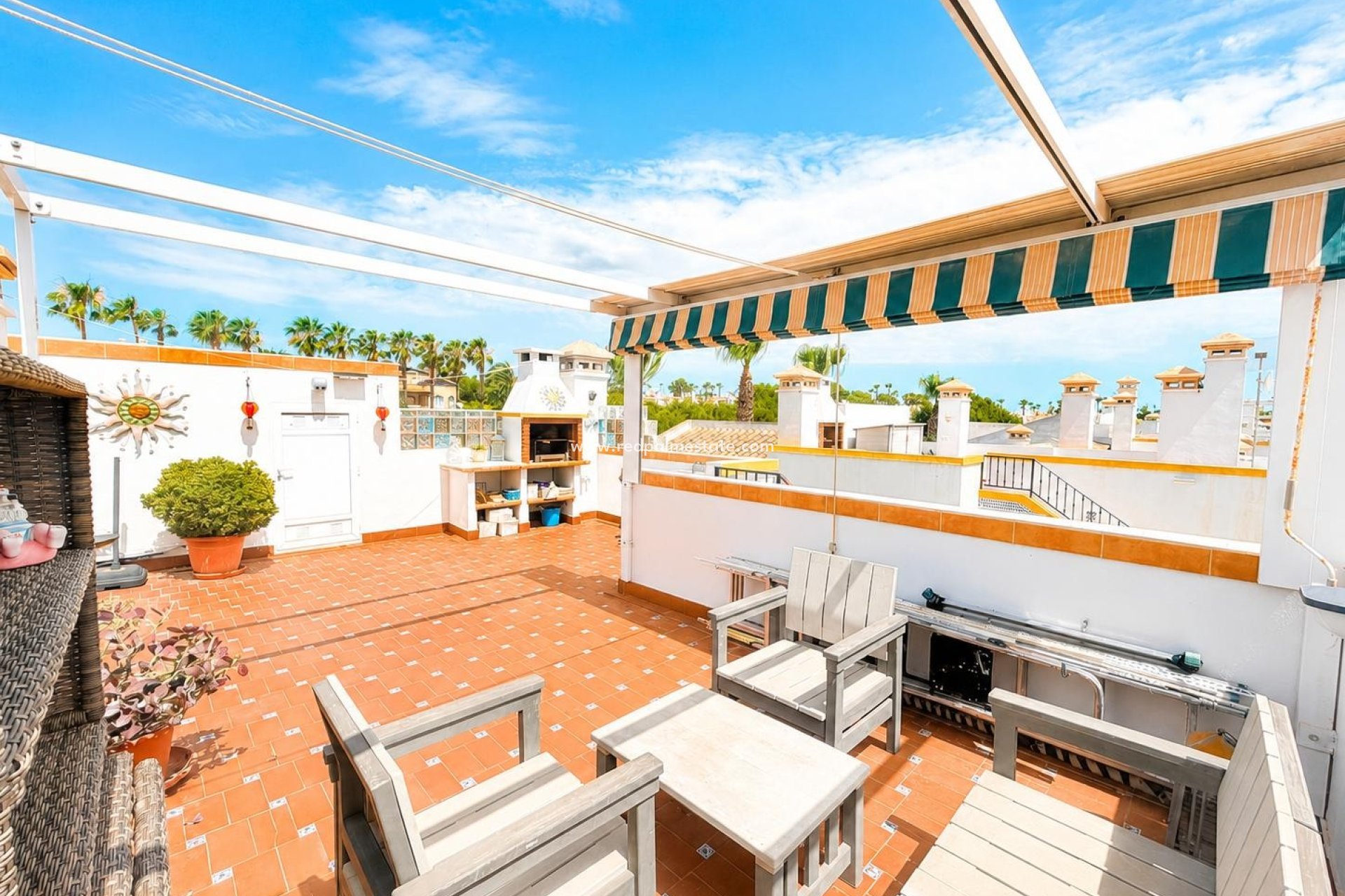 Revente - Appartement -
Orihuela Costa - Inland