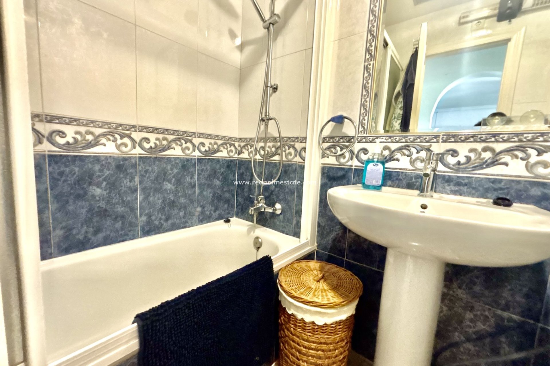 Revente - Appartement -
Orihuela Costa - La Zenia