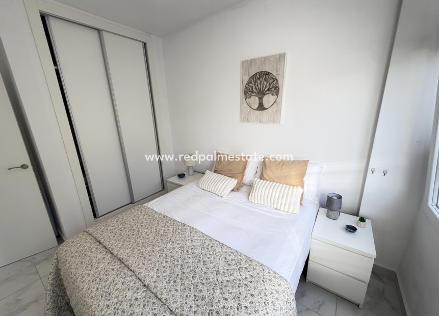Revente - Appartement -
Orihuela Costa - La Zenia