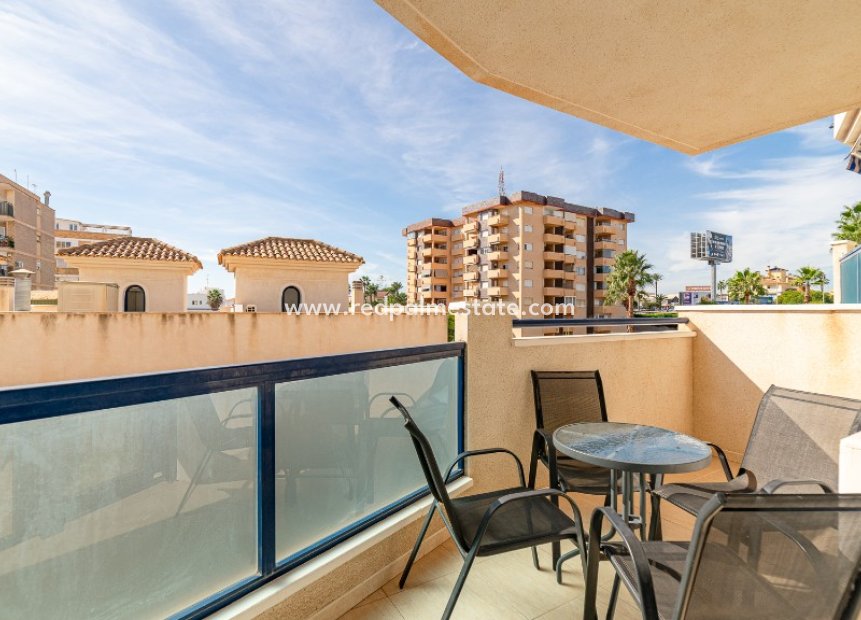 Revente - Appartement -
Orihuela Costa - La Zenia
