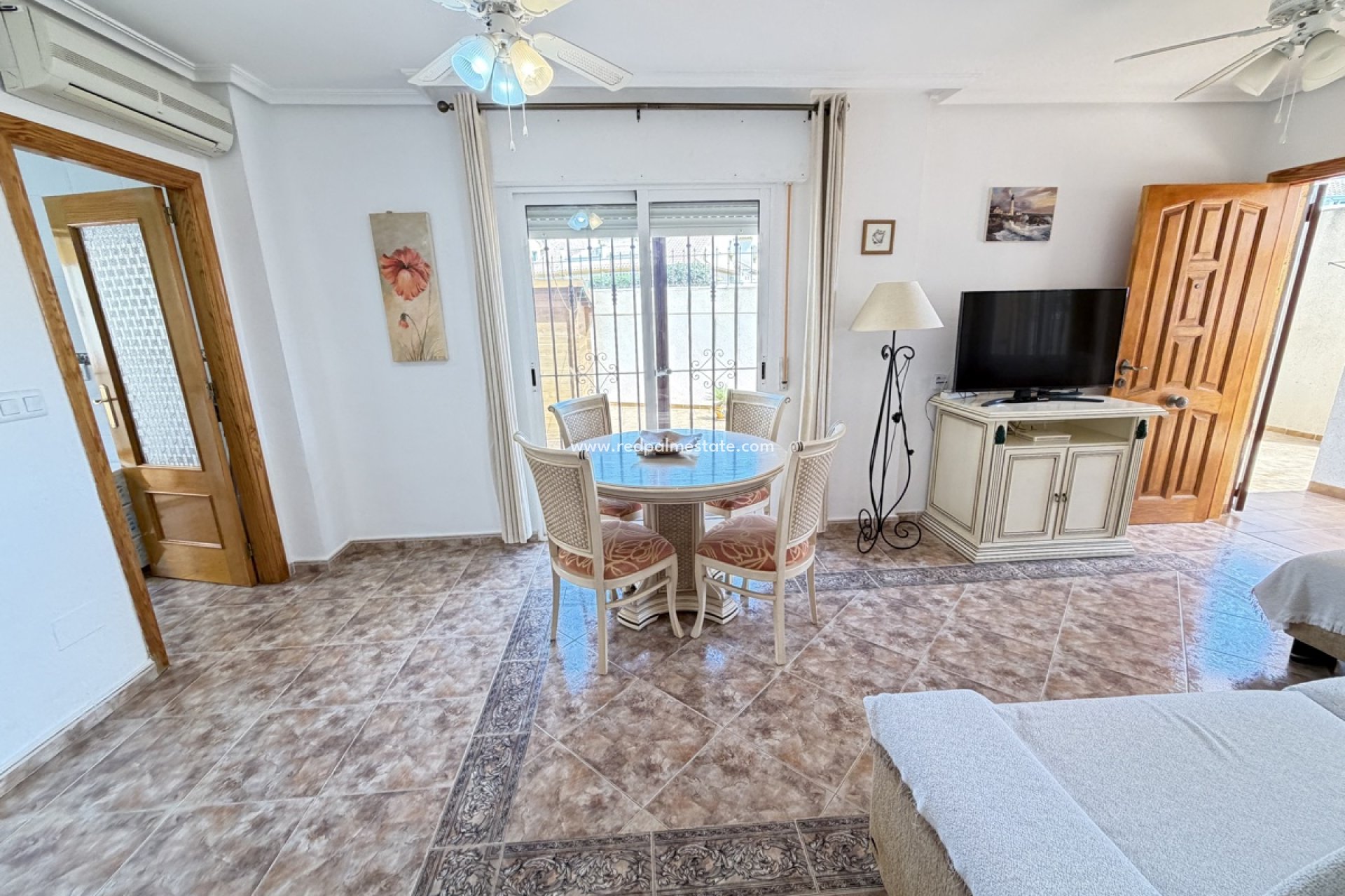 Revente - Appartement -
Orihuela Costa - La Zenia
