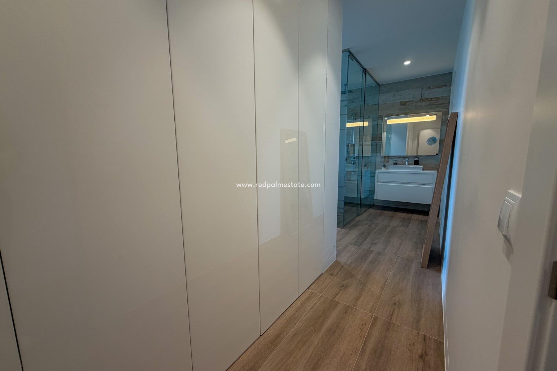 Revente - Appartement -
Orihuela Costa - Las Colinas Golf