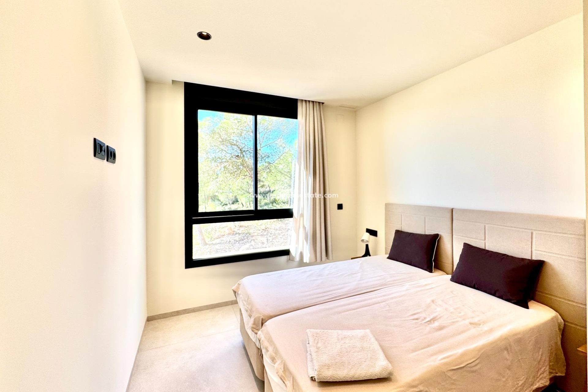 Revente - Appartement -
Orihuela Costa - Las Colinas Golf