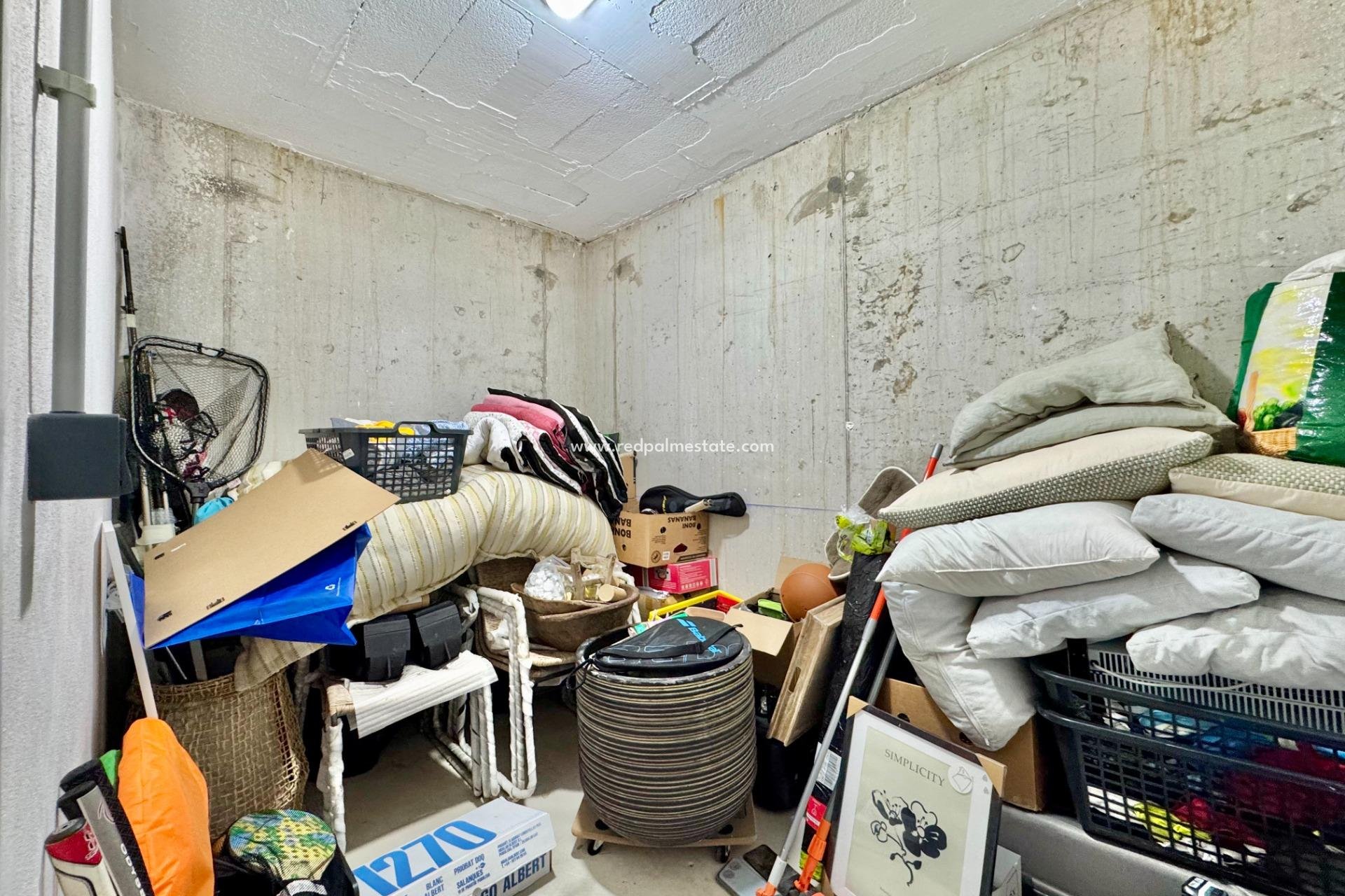 Revente - Appartement -
Orihuela Costa - Las Colinas Golf