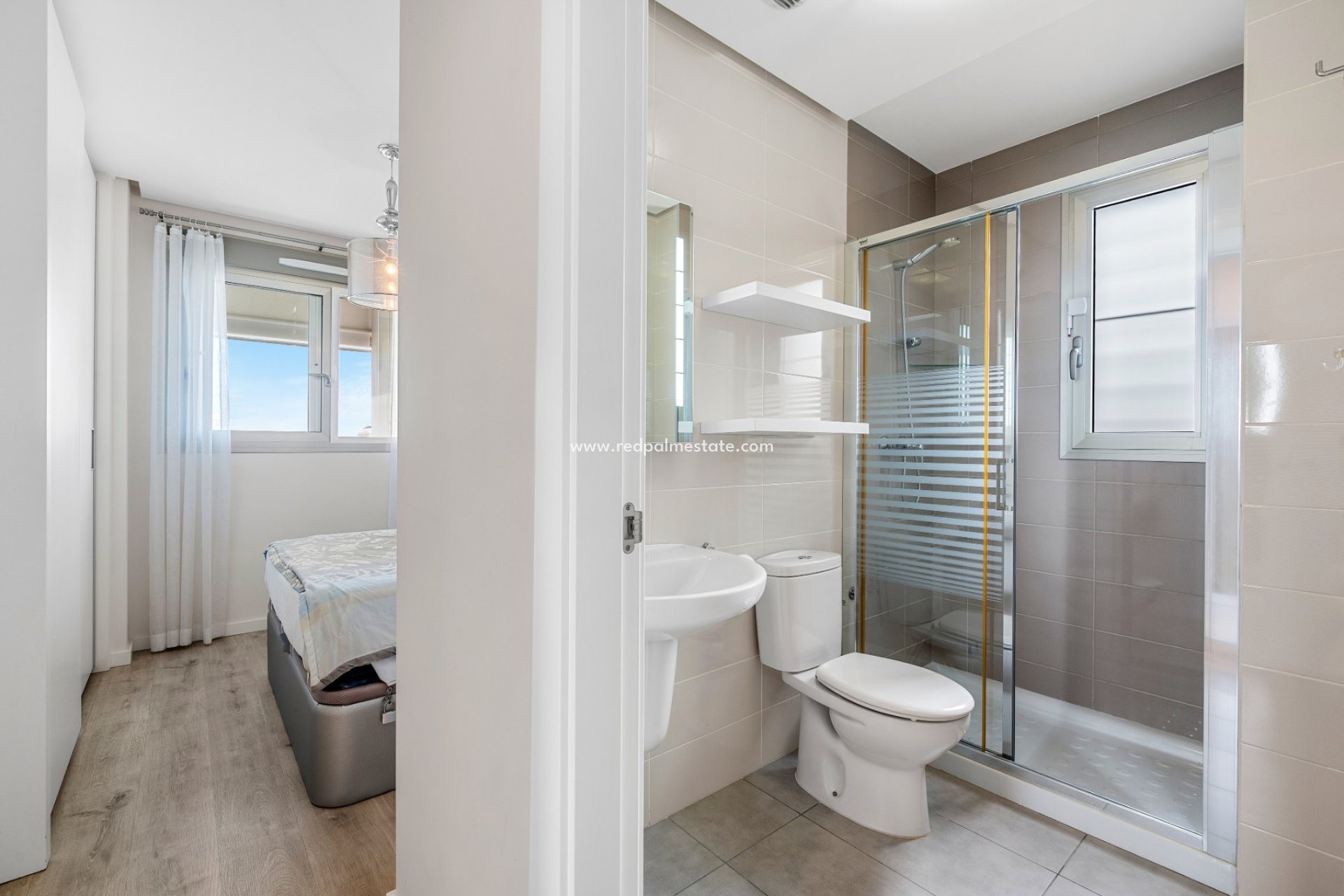 Revente - Appartement -
Orihuela Costa - Los Dolses
