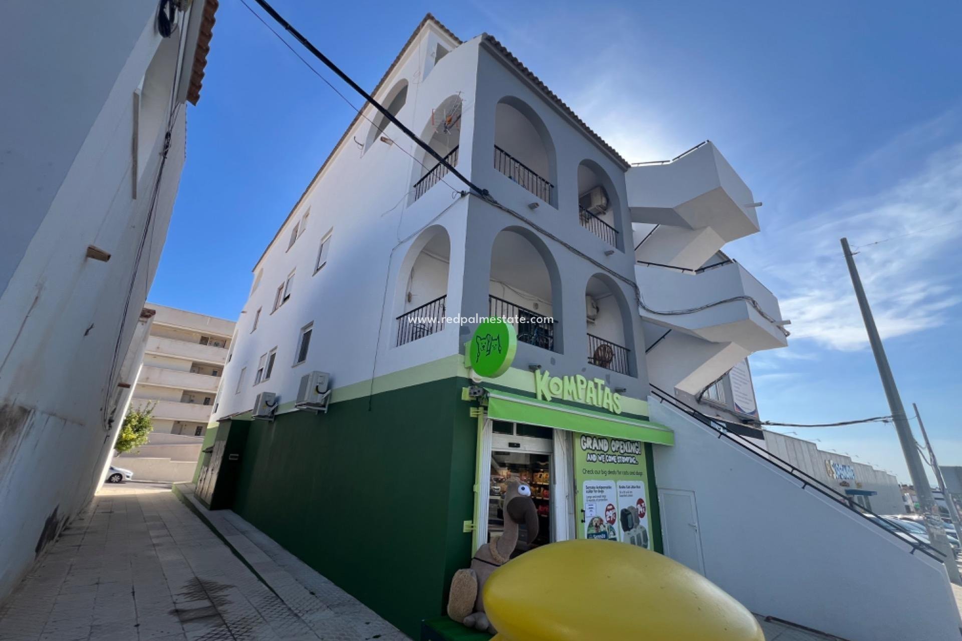 Revente - Appartement -
Orihuela Costa - PAU 8