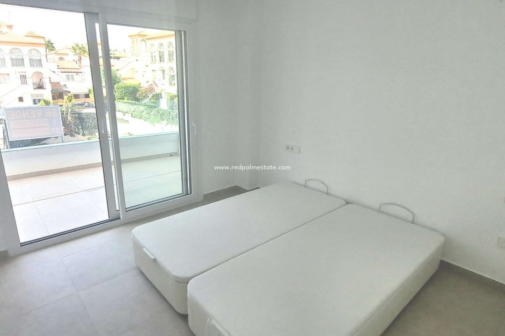 Revente - Appartement -
Orihuela Costa - Playa Flamenca