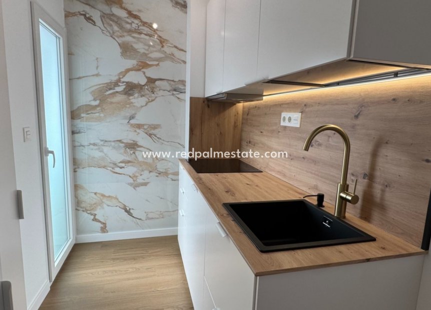 Revente - Appartement -
Orihuela Costa - Punta prima