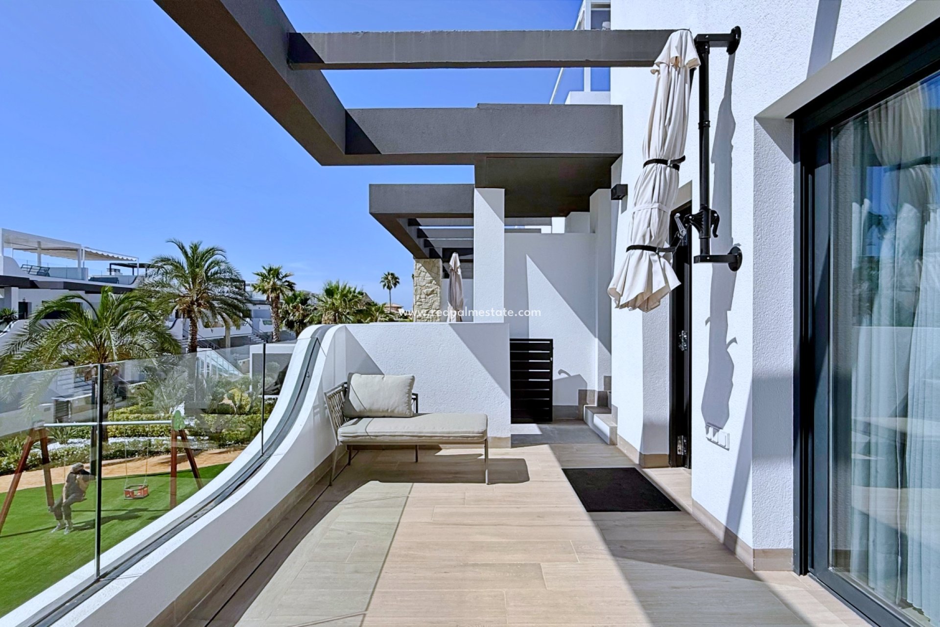 Revente - Appartement -
Orihuela Costa - Punta prima