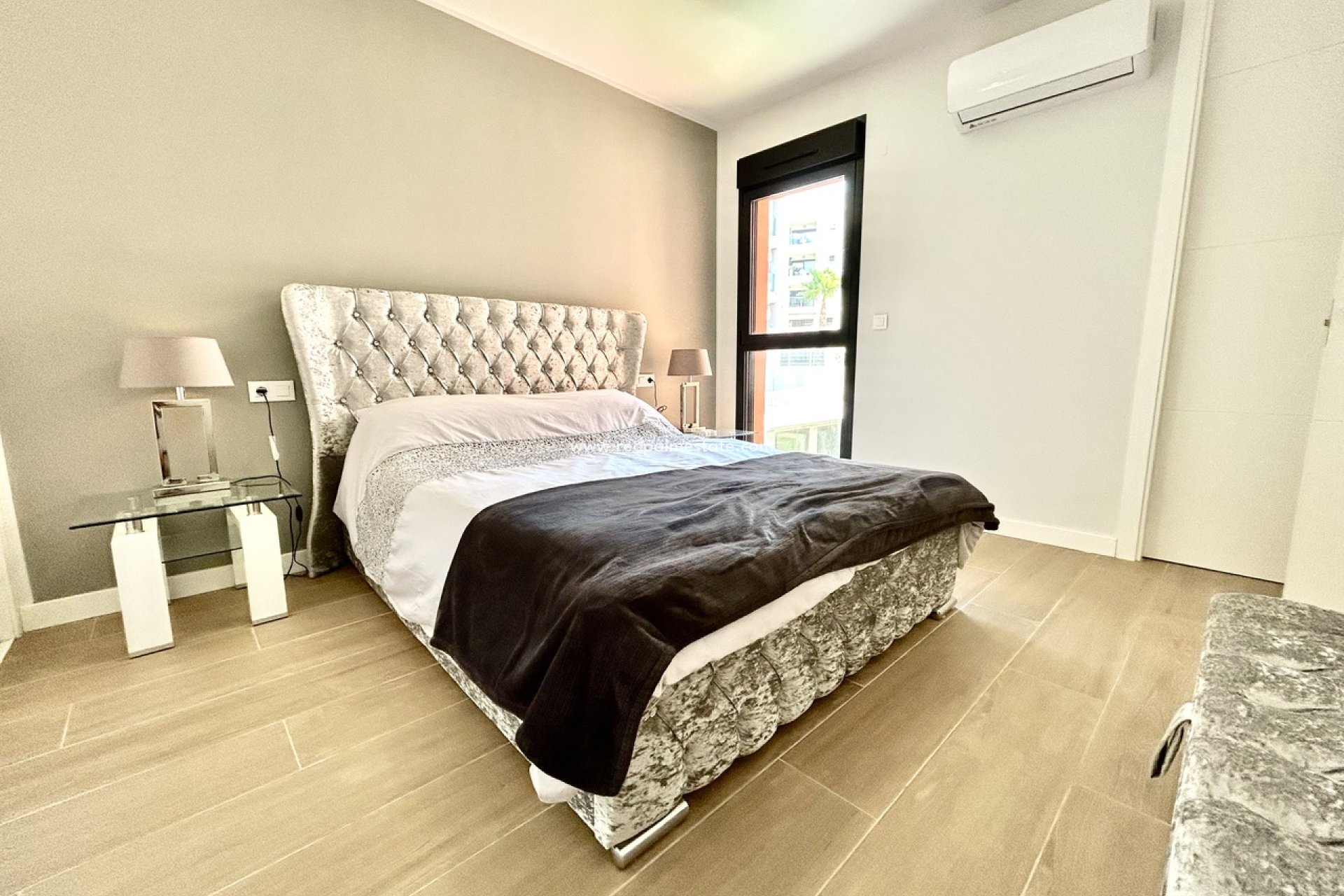 Revente - Appartement -
Orihuela Costa - Villamartín