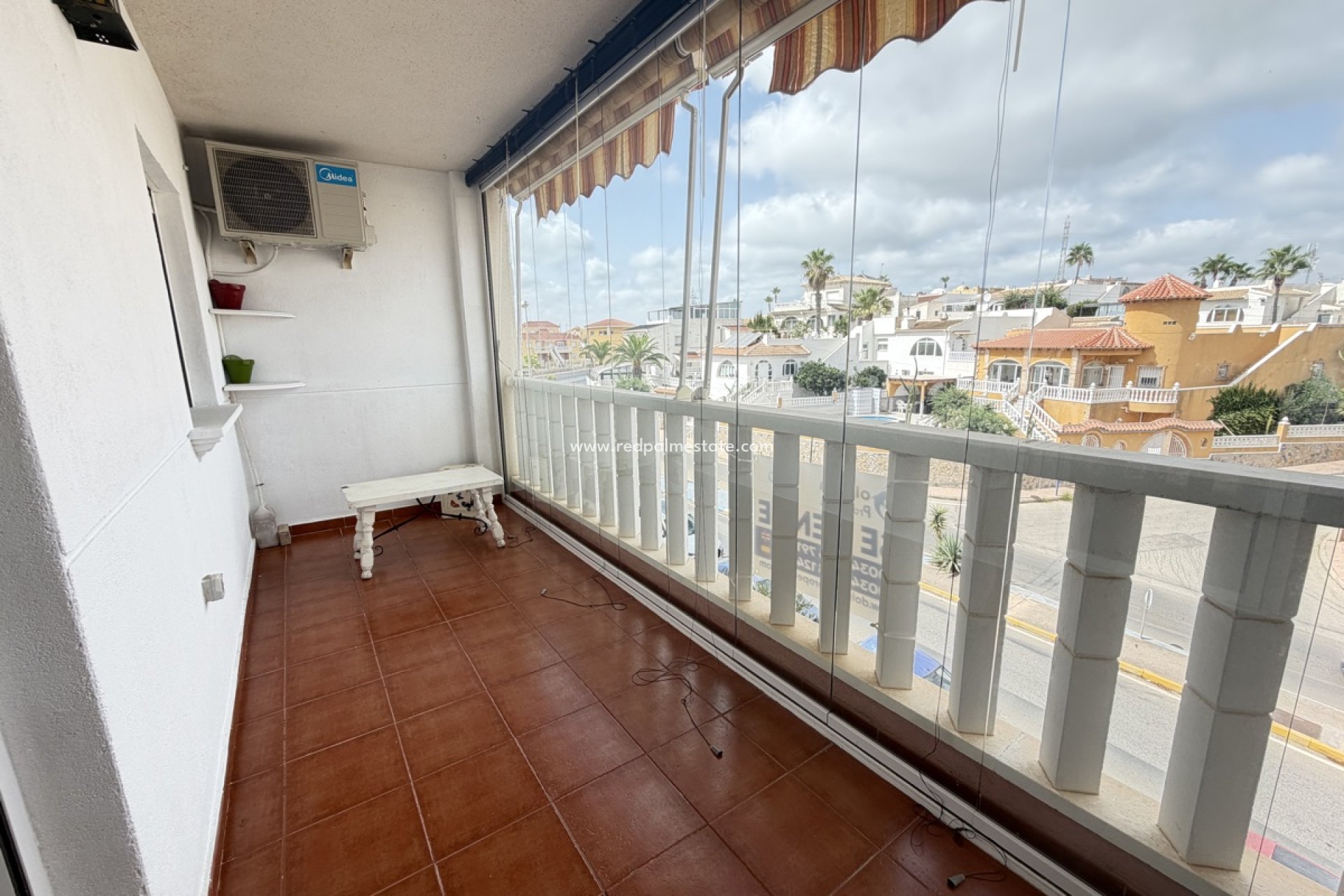 Revente - Appartement -
Orihuela Costa - Villamartín