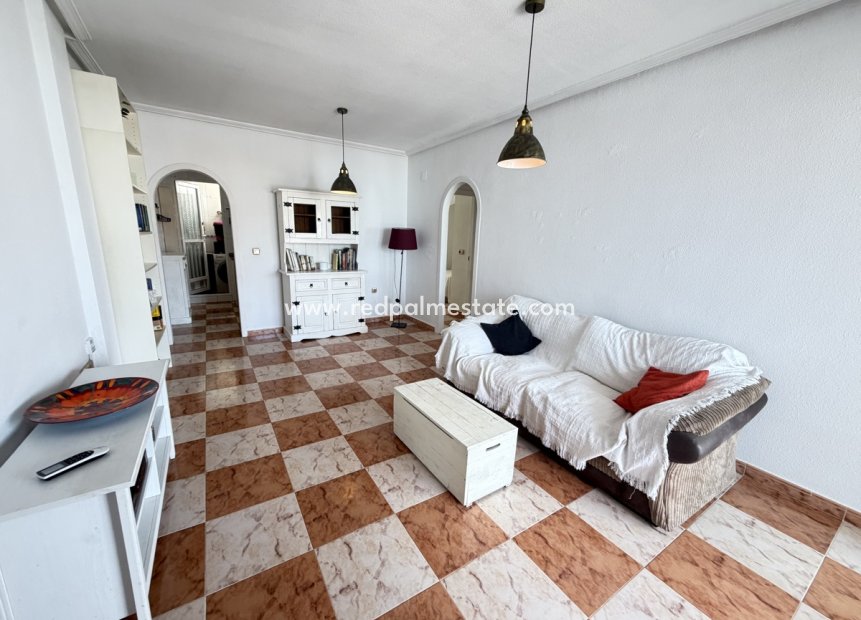 Revente - Appartement -
Orihuela Costa - Villamartín