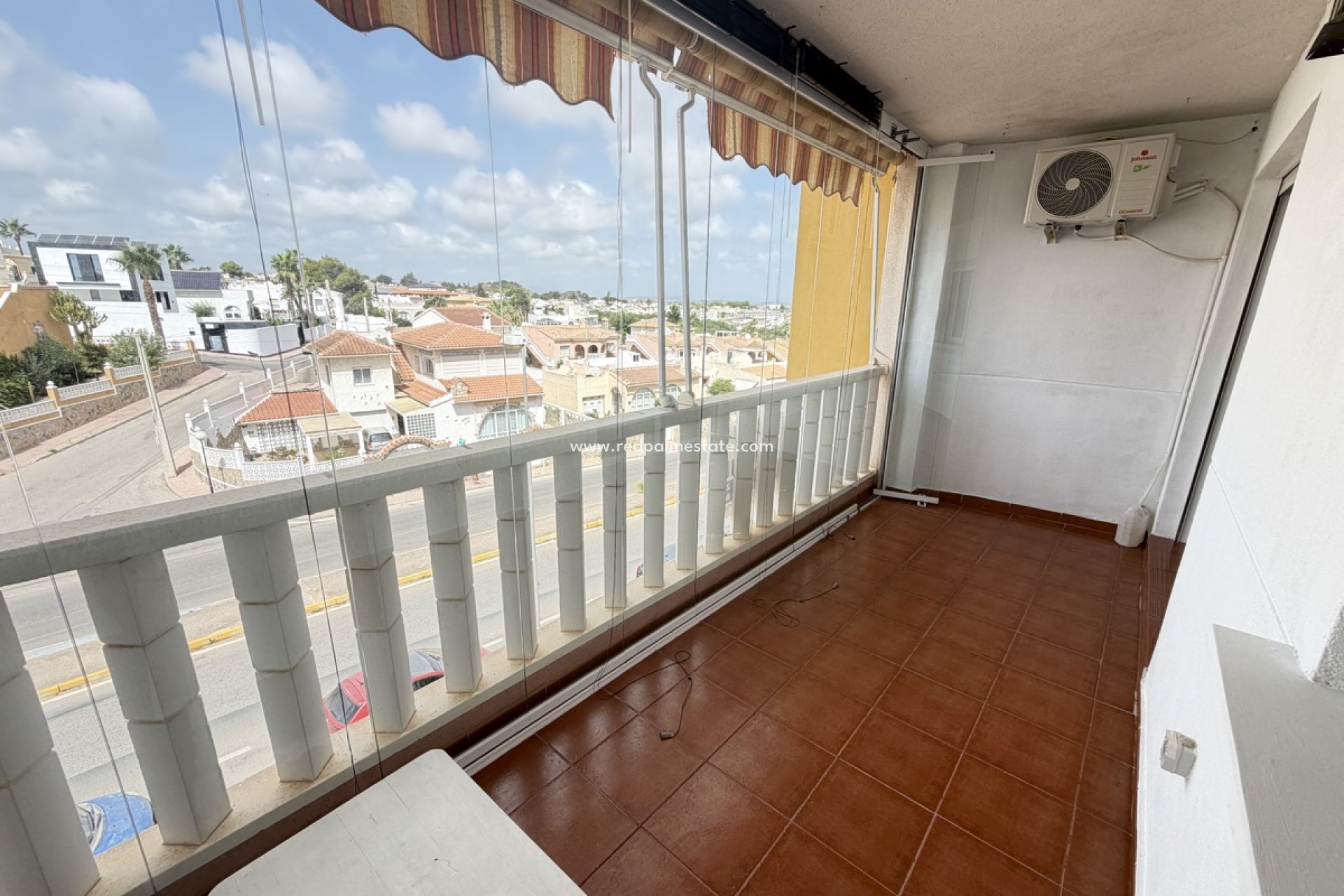 Revente - Appartement -
Orihuela Costa - Villamartín