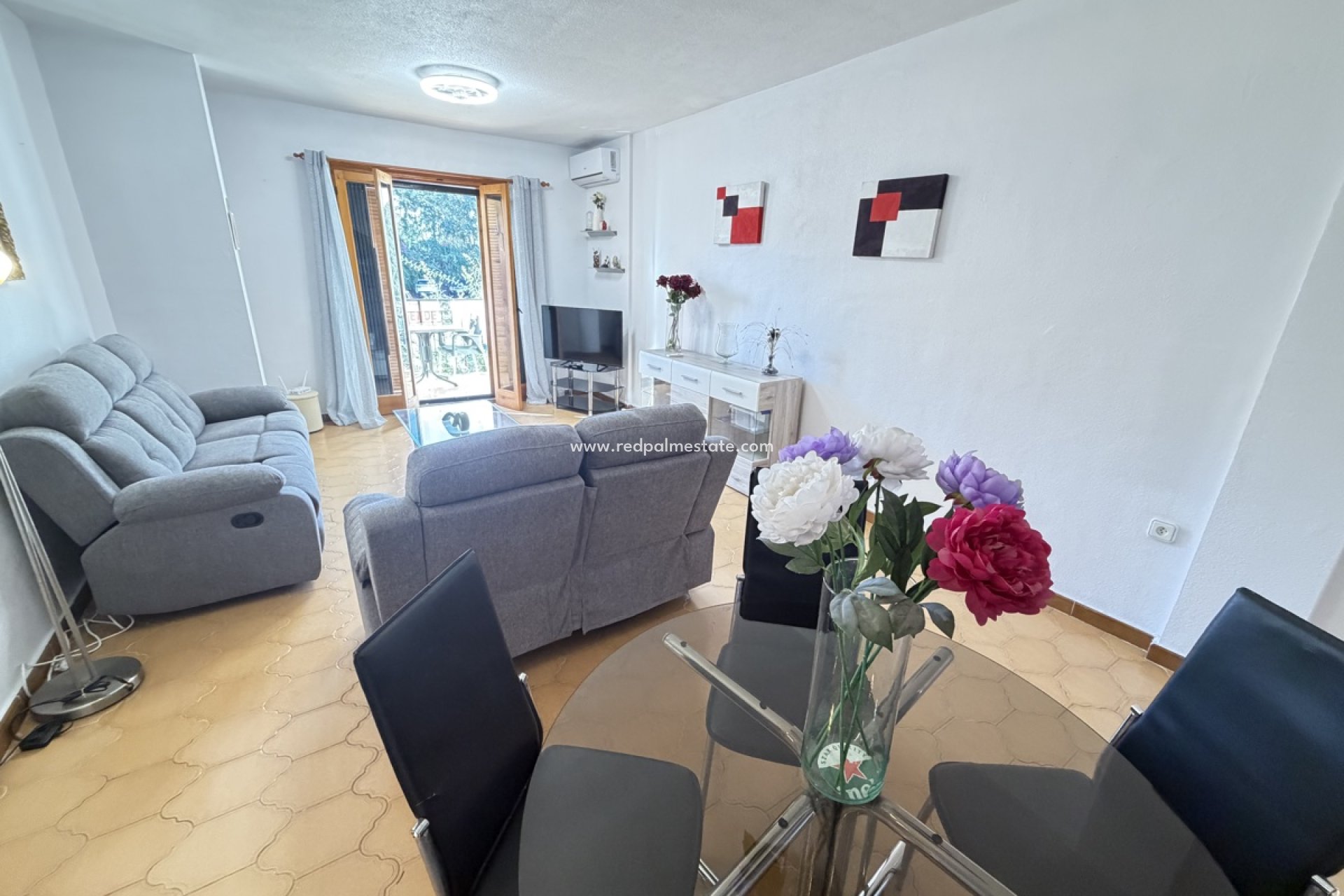 Revente - Appartement -
Orihuela Costa - Villamartín