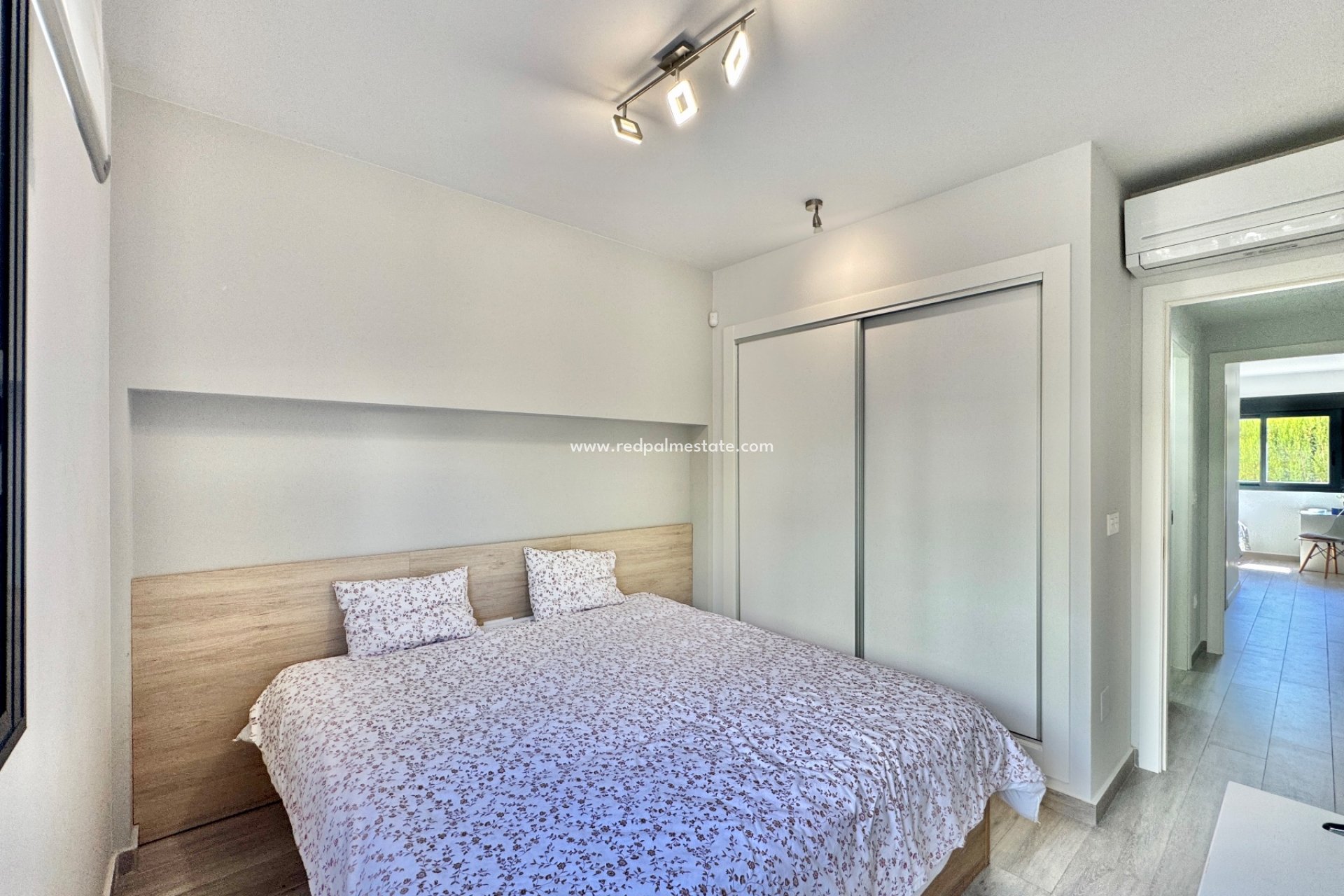Revente - Appartement -
Orihuela Costa - Villamartín