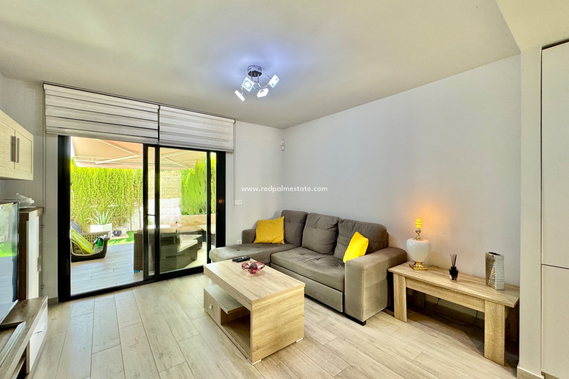 Revente - Appartement -
Orihuela Costa - Villamartín