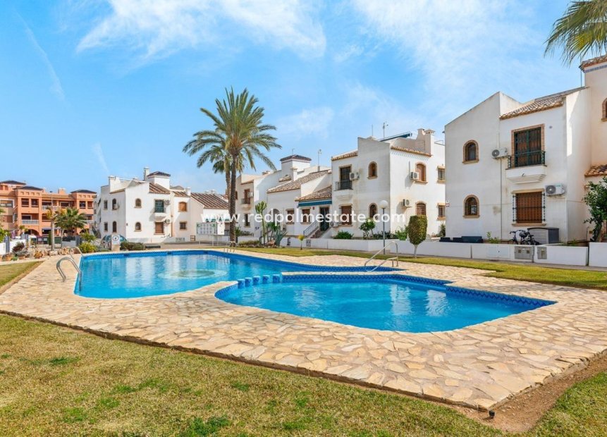 Revente - Appartement -
Orihuela Costa - Villamartín