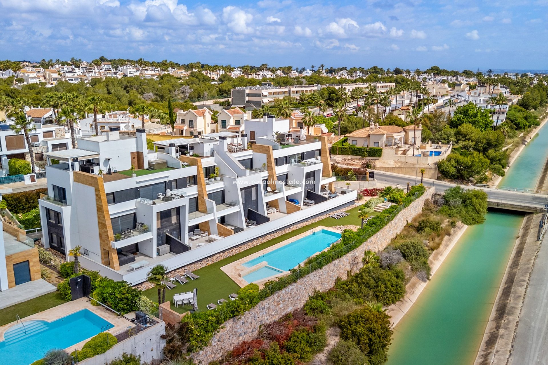 Revente - Appartement -
Orihuela Costa - Villamartín