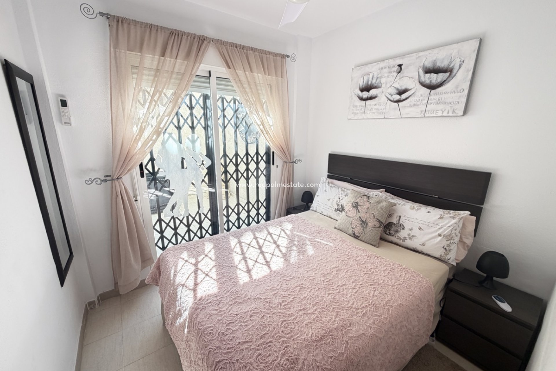 Revente - Appartement -
Orihuela Costa - Villamartín