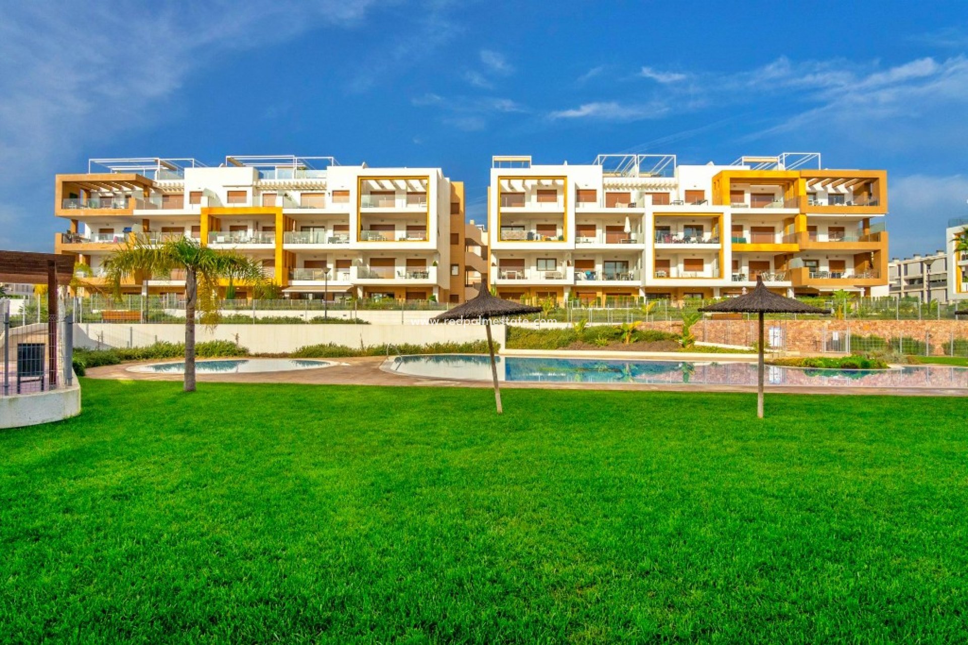Revente - Appartement -
Orihuela Costa - Villamartín