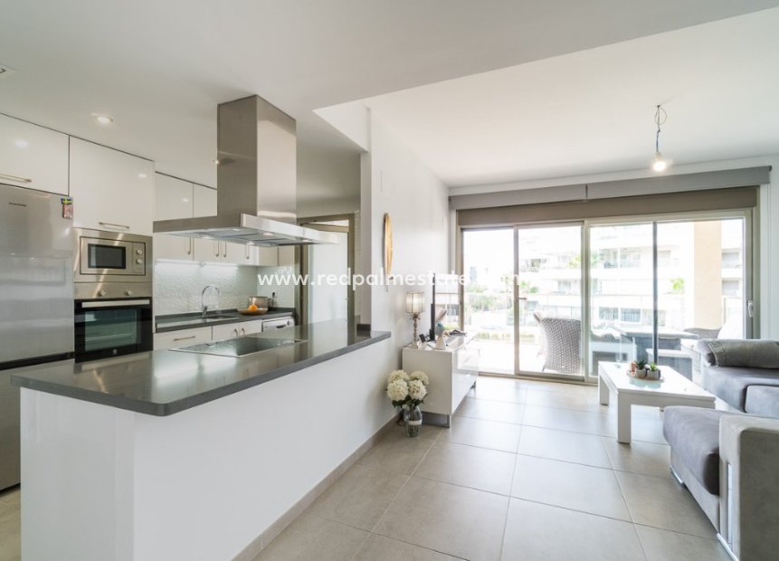 Revente - Appartement -
Orihuela Costa - Villamartín