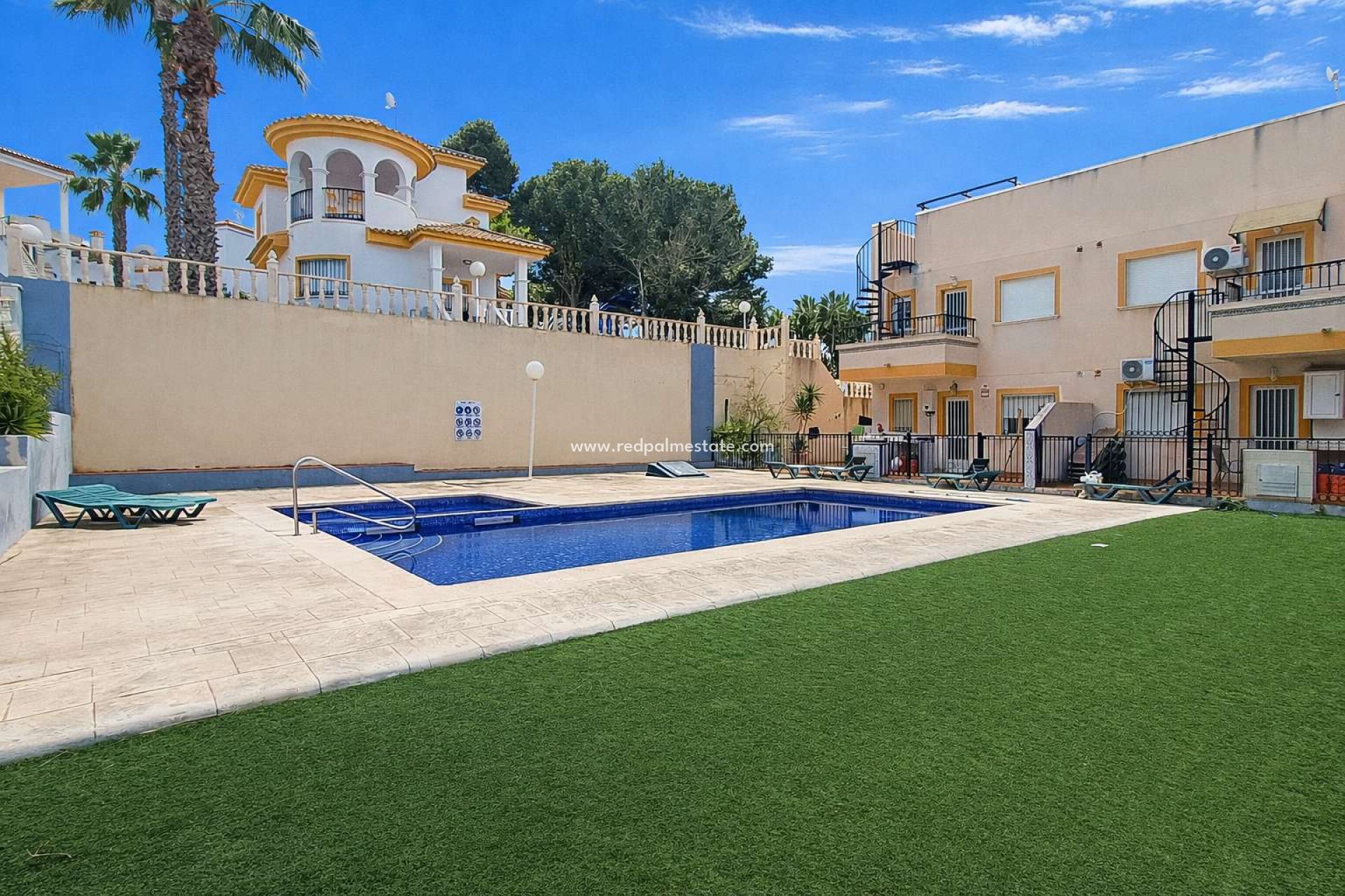 Revente - Appartement -
Orihuela Costa - Villamartín