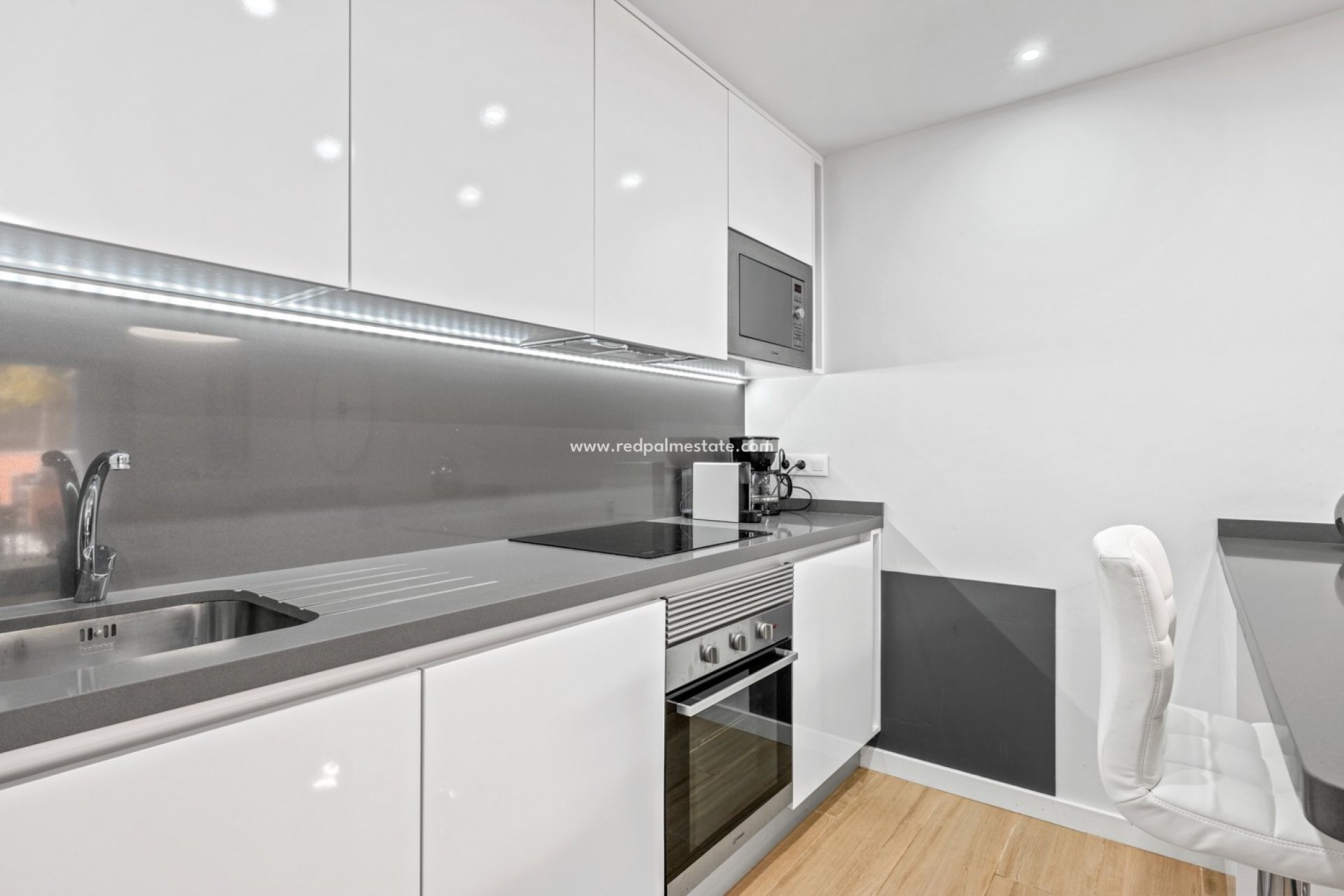 Revente - Appartement -
Orihuela Costa - Villamartín