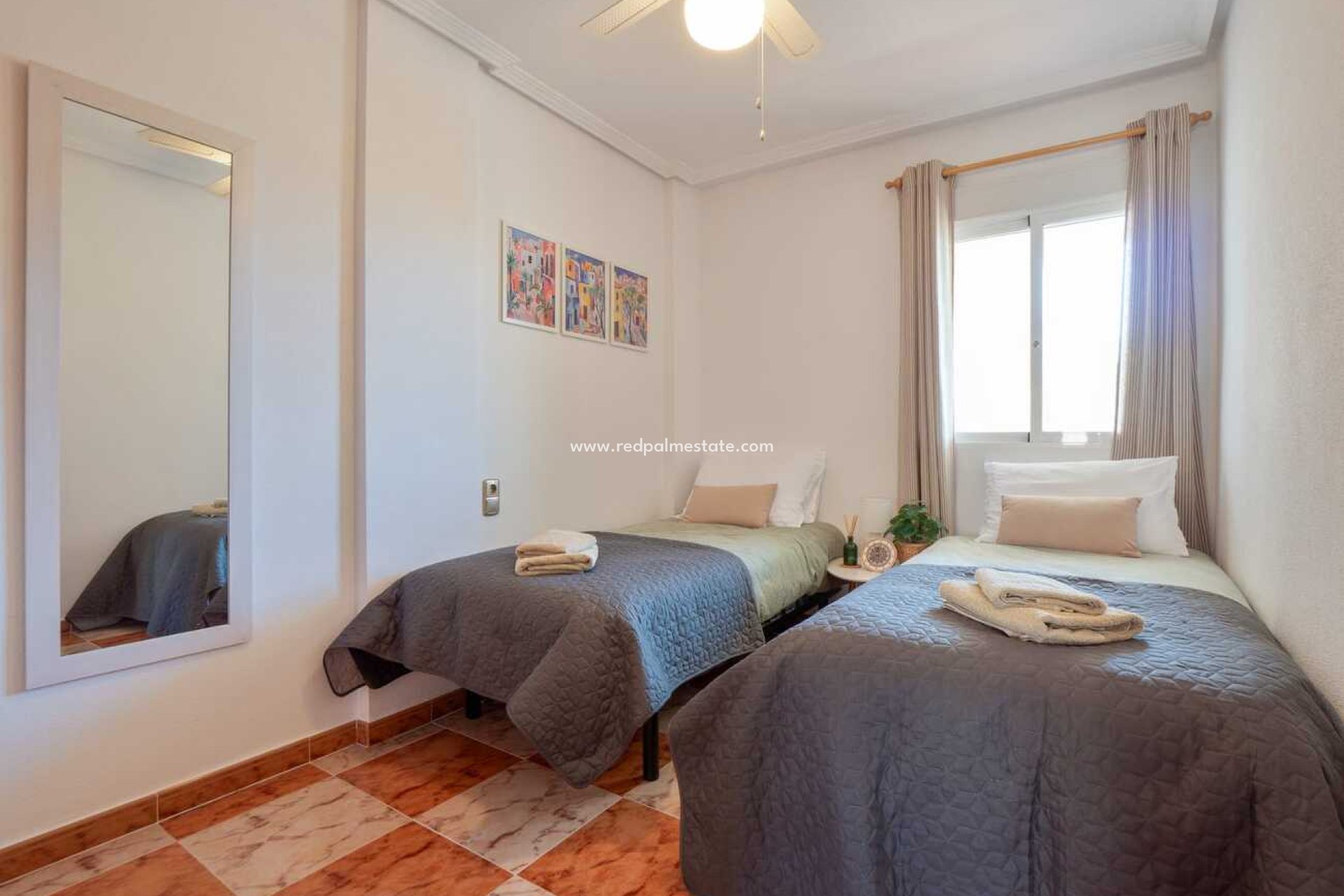 Revente - Appartement -
Orihuela Costa - Villamartín