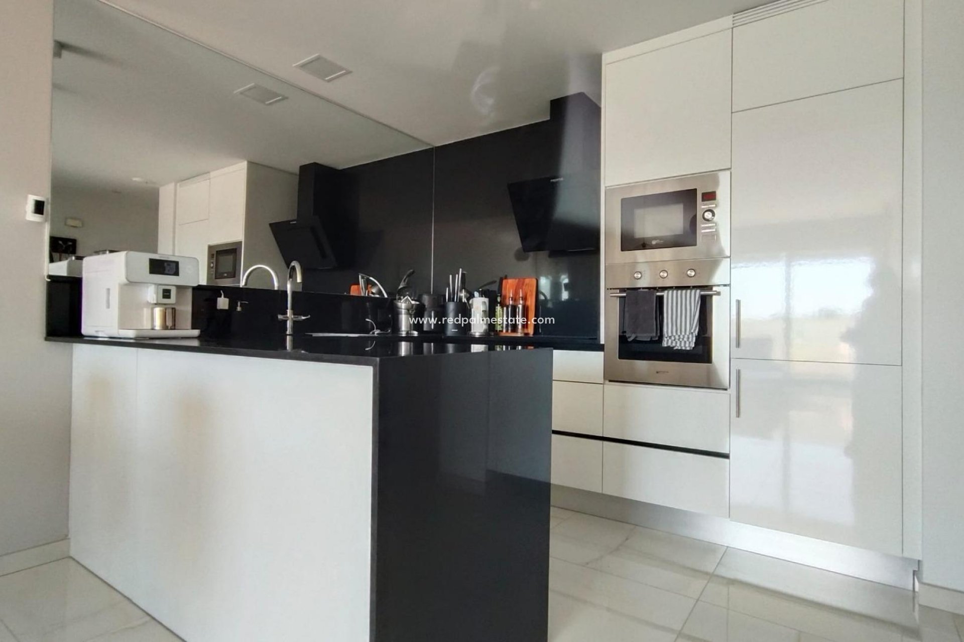Revente - Appartement -
Orihuela Costa - Villamartín