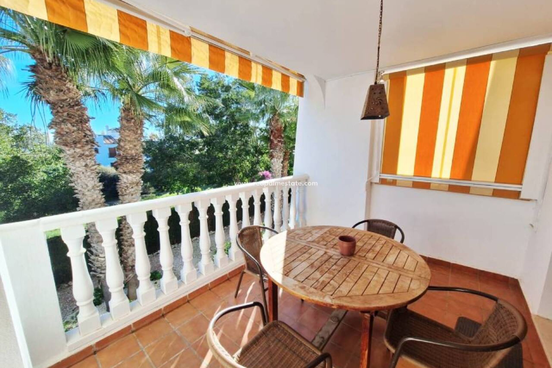 Revente - Appartement -
Orihuela Costa - Villamartín