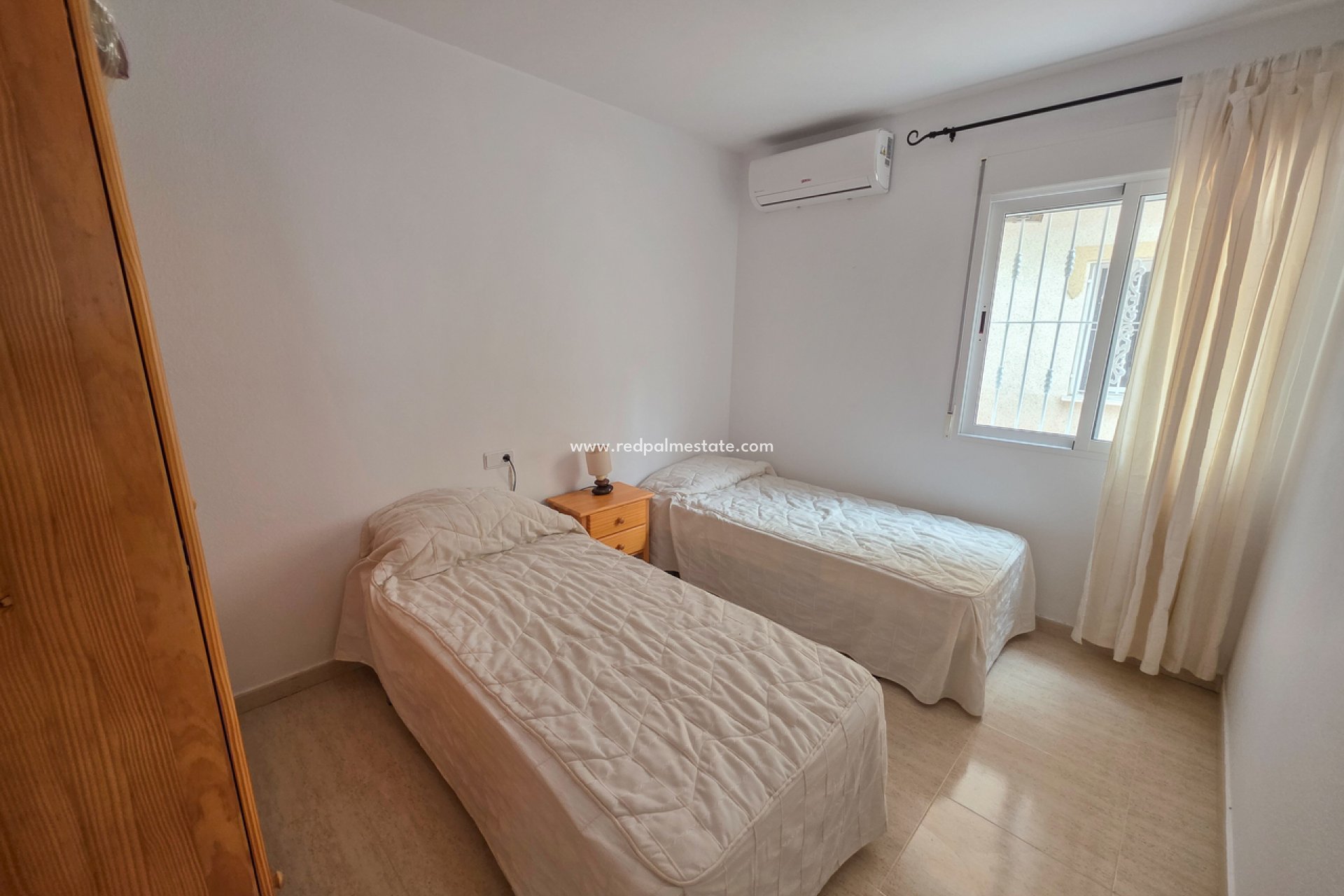 Revente - Appartement -
Orihuela Costa - Villamartín