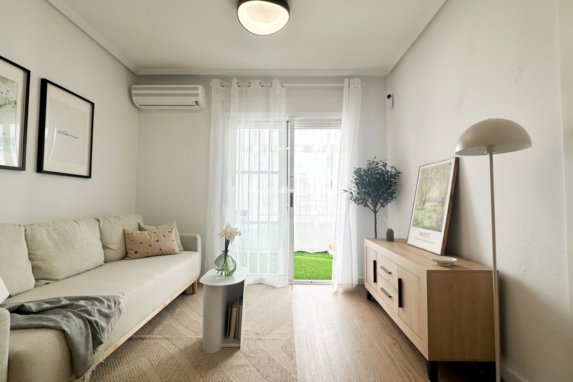Revente - Appartement -
Orihuela Costa