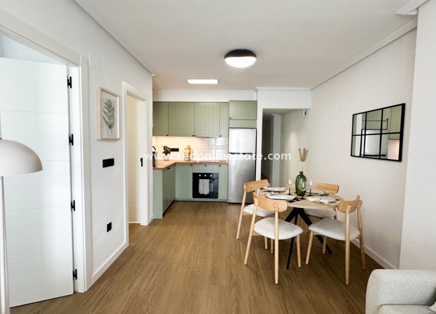 Revente - Appartement -
Orihuela Costa
