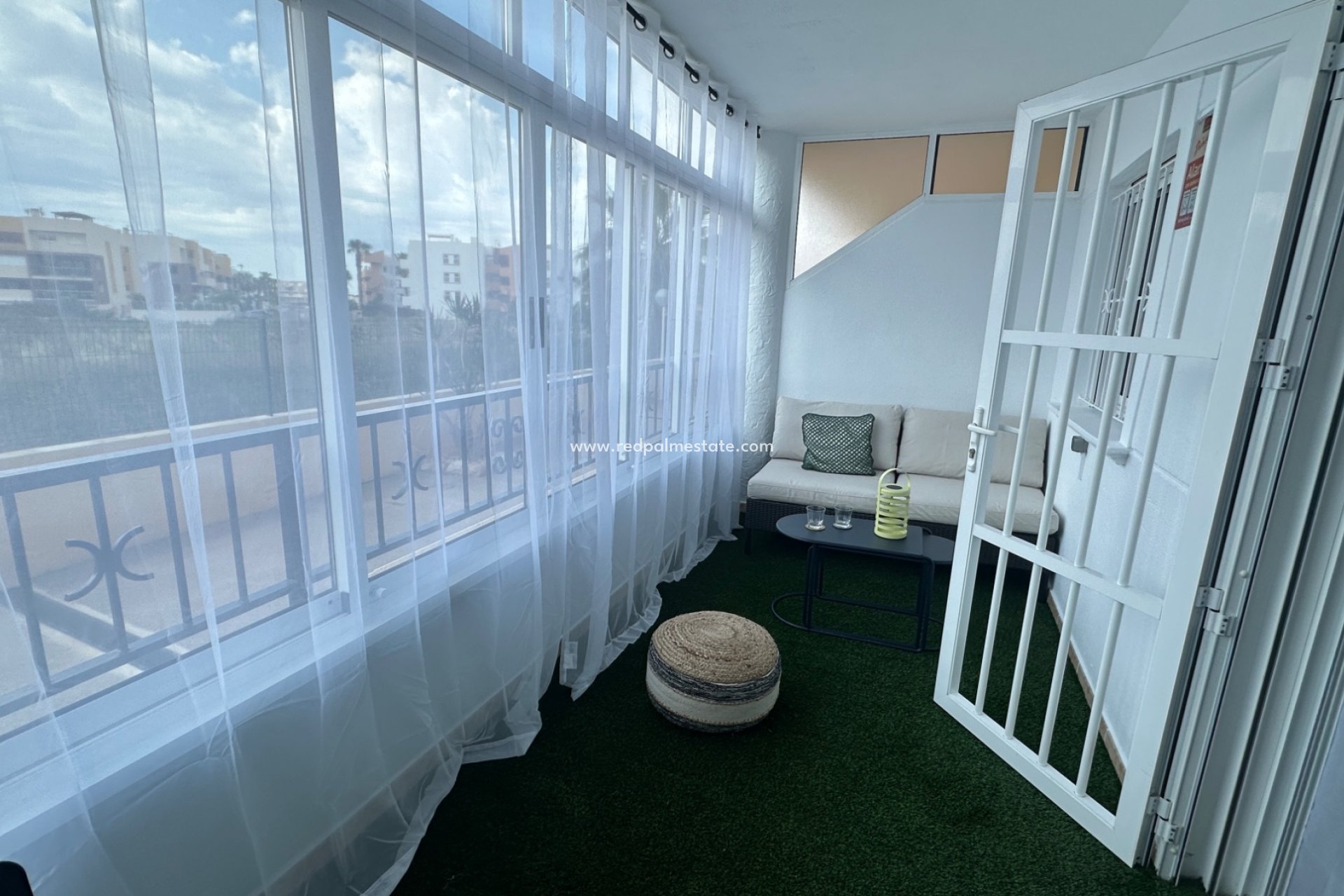 Revente - Appartement -
Orihuela Costa