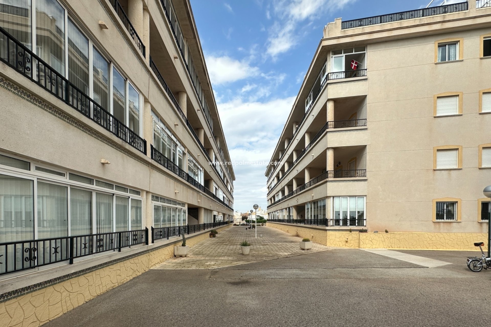 Revente - Appartement -
Orihuela Costa