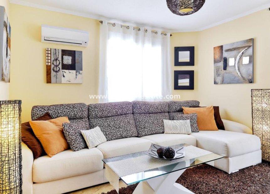 Revente - Appartement -
Orihuela Costa