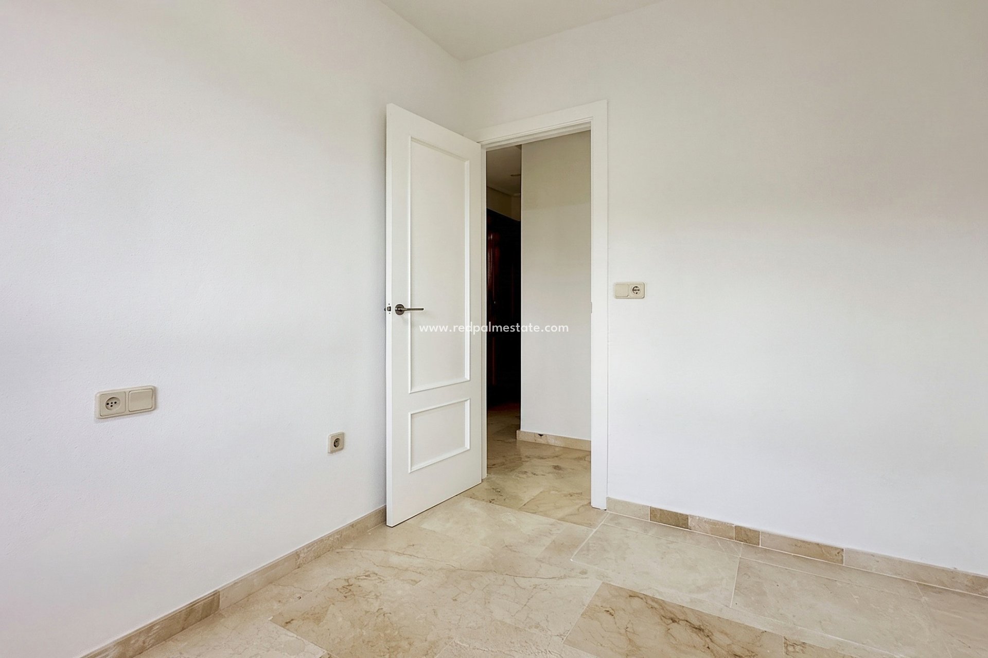 Revente - Appartement -
Orihuela Costa