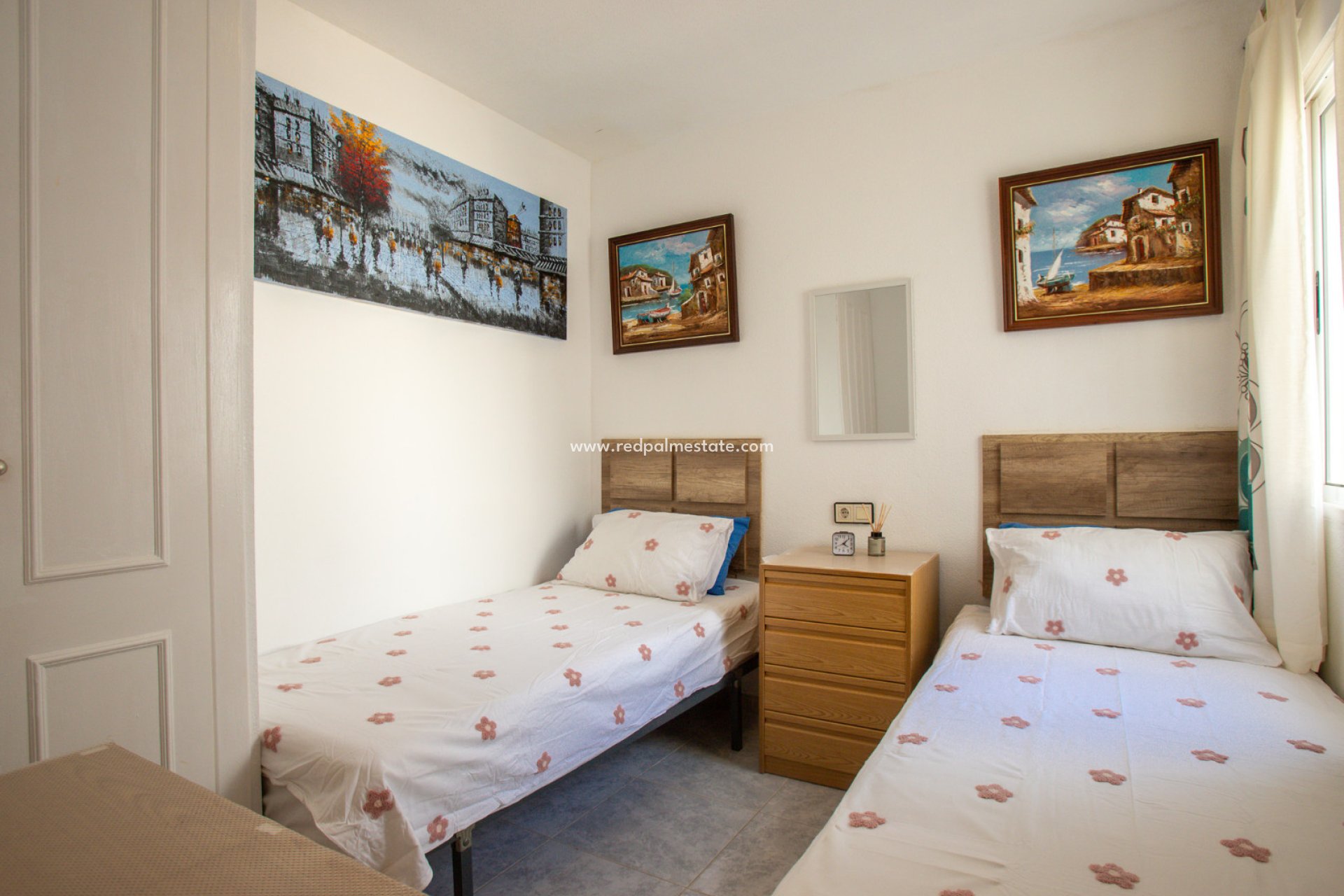 Revente - Appartement -
Orihuela Costa