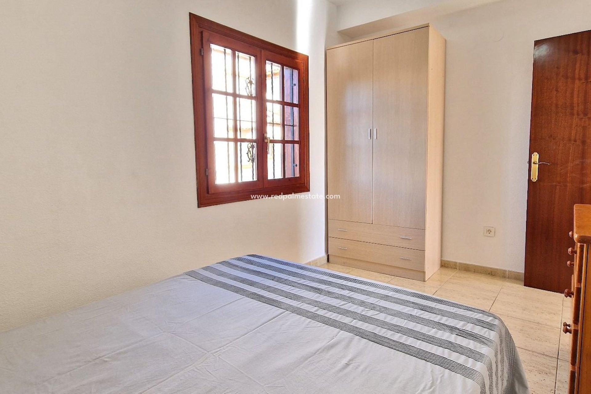 Revente - Appartement -
Orihuela Costa