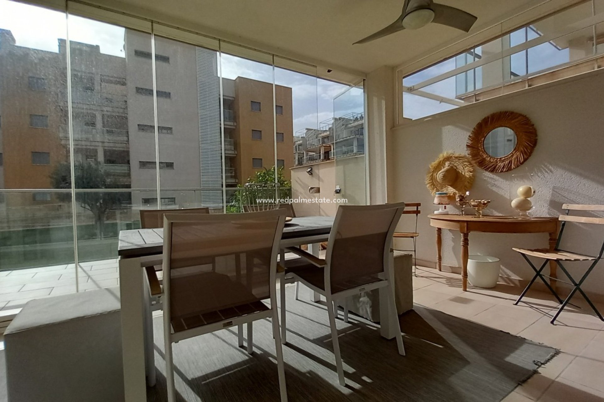 Revente - Appartement -
Orihuela Costa