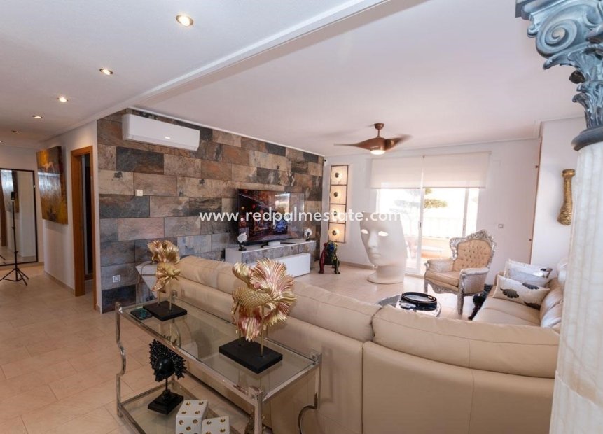 Revente - Appartement -
Orihuela Costa