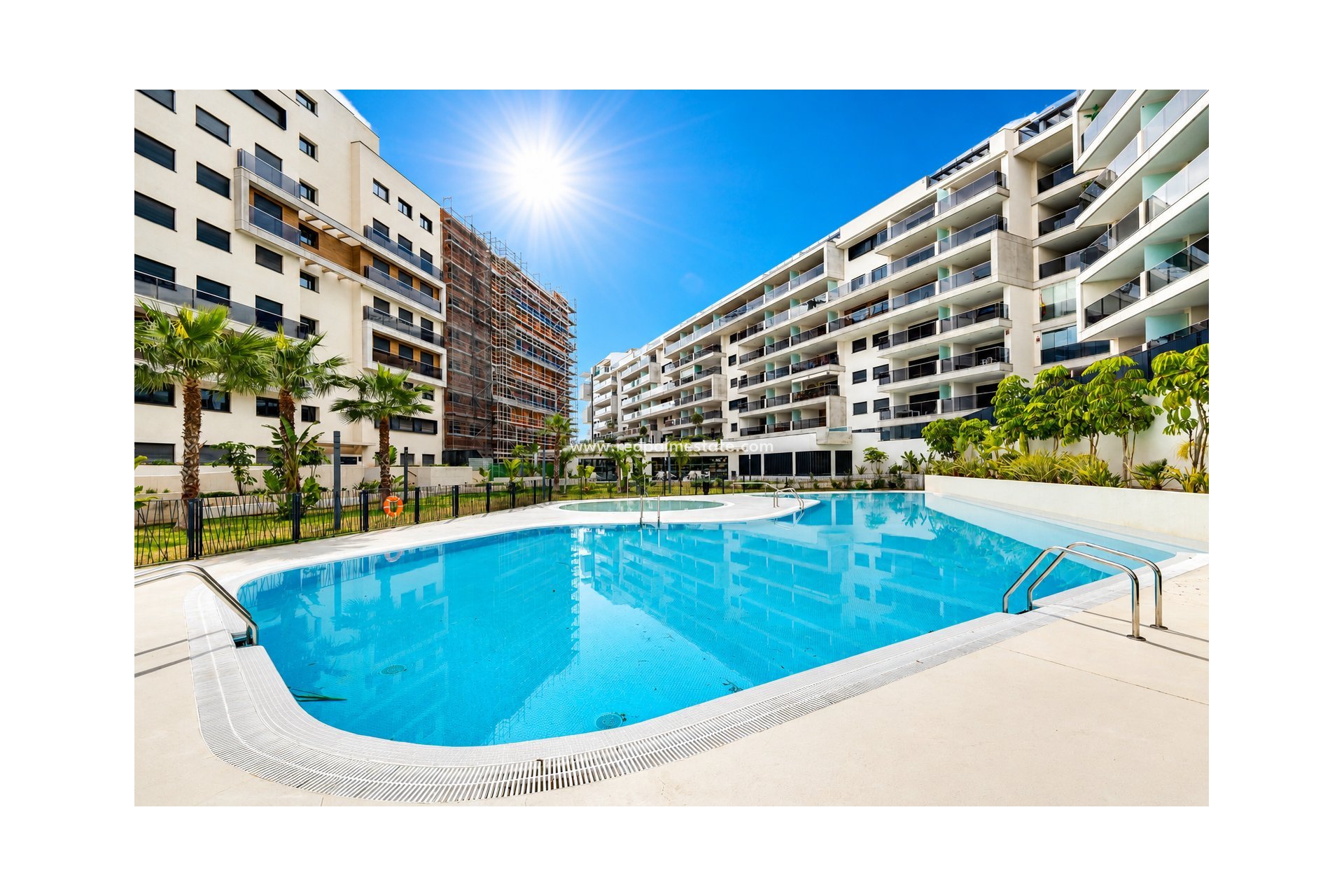Revente - Appartement -
Orihuela Costa