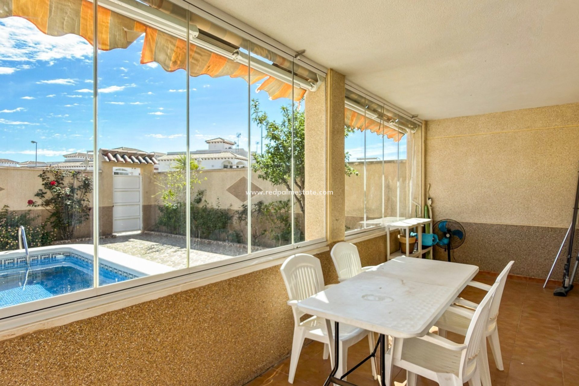 Revente - Appartement -
Orihuela Costa